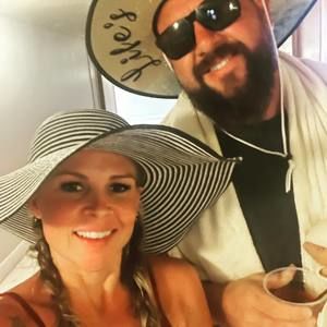 Meet your Posher, Laci